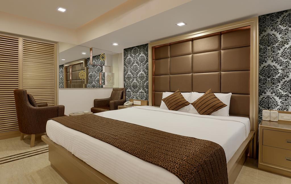 Hotel Inder residencia Ahmedabad Exterior foto